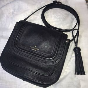 Kate spade black medium crossbody with tassel
